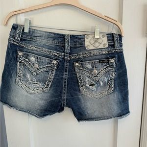 Miss Me Standard Easy Shorts Women's Size 30 US